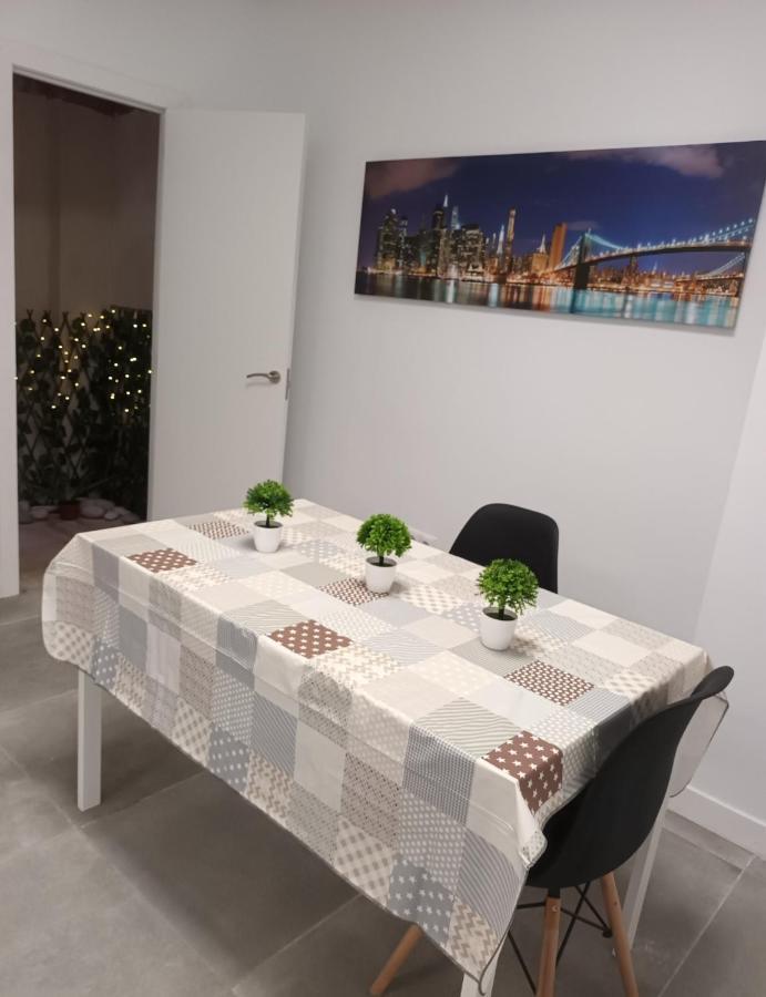 Estudio A Cerca Del Auditorio Y El Mercado Central De アリカンテ エクステリア 写真